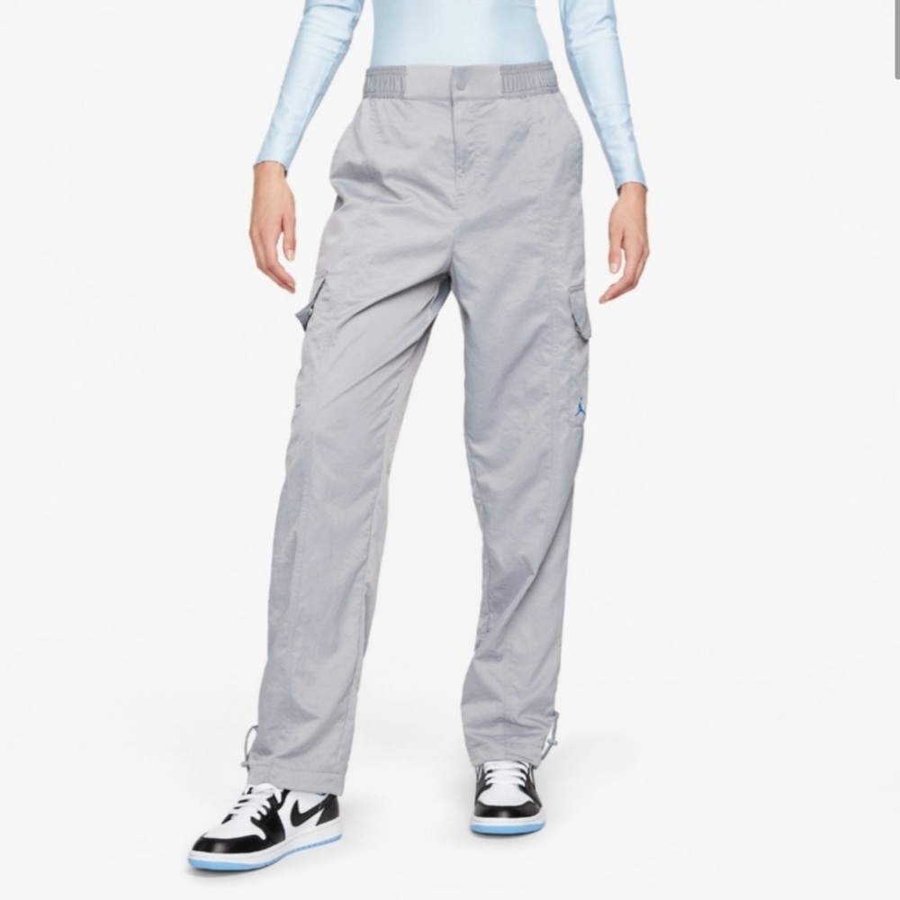 Jordan (Her)itage cargo pants.